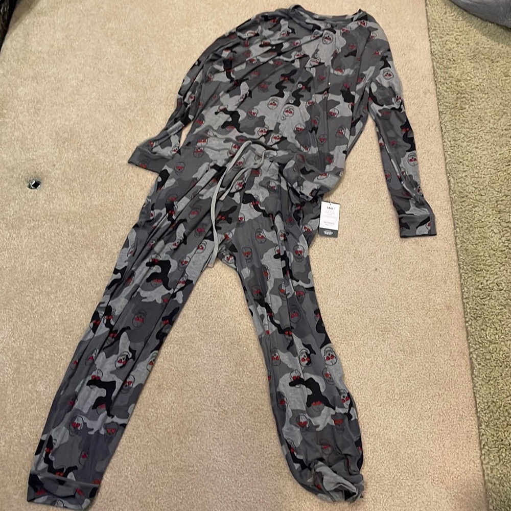 Night crawler onesie ( loose fit)